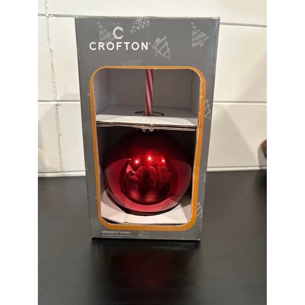 Lot of 2- Crofton Ornament Sipper 13.5oz with straw NEW‎